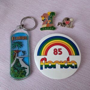 Florida pin and key chain set